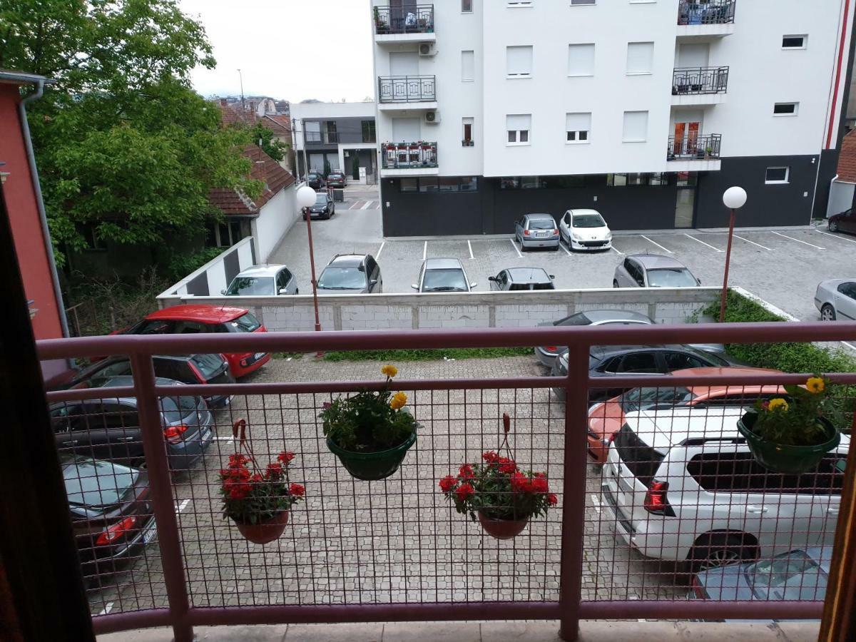 Lux Apartman Čačak מראה חיצוני תמונה