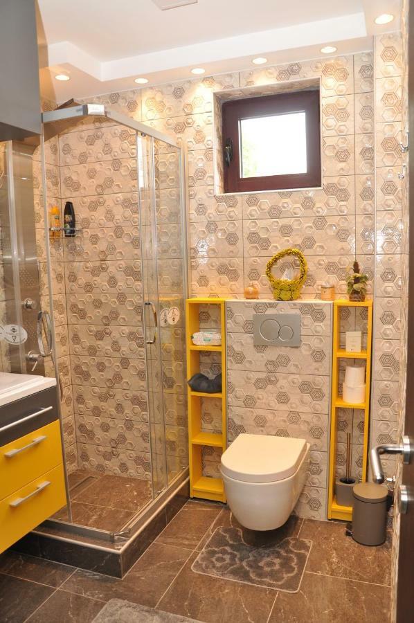 Lux Apartman Čačak מראה חיצוני תמונה