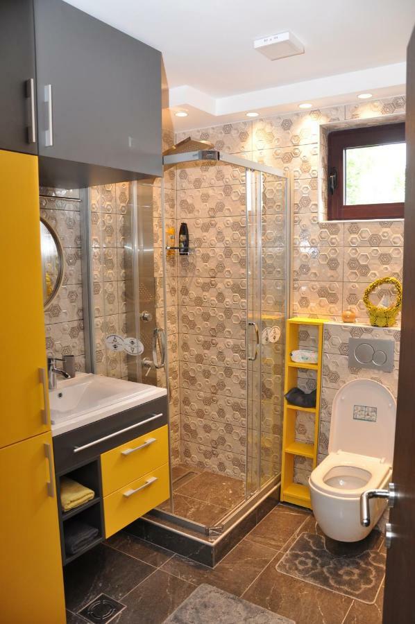 Lux Apartman Čačak מראה חיצוני תמונה