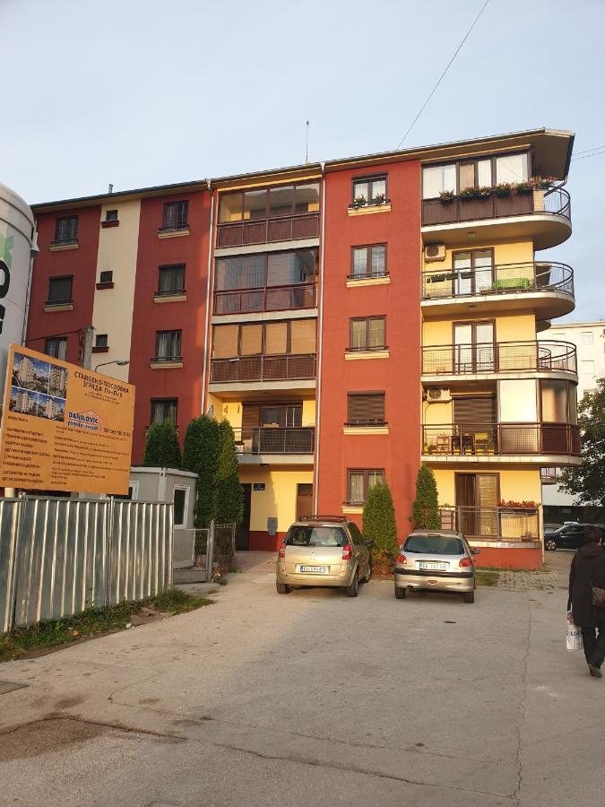 Lux Apartman Čačak מראה חיצוני תמונה